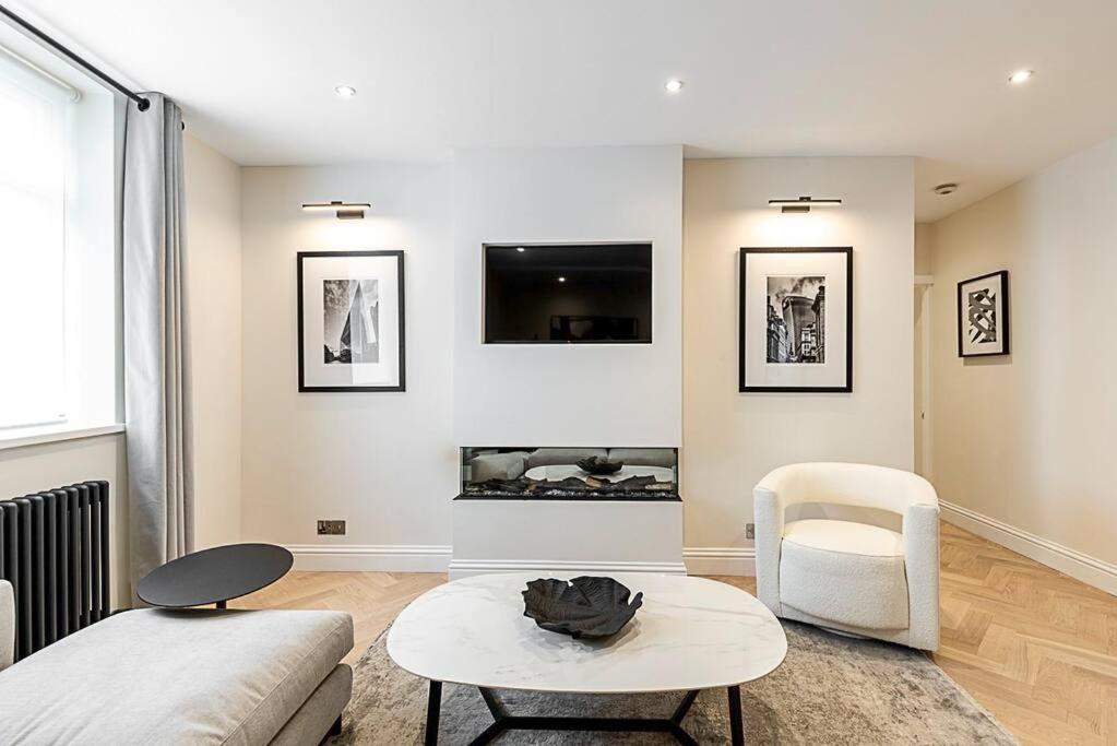 Appartamento Urban Chic 2-bedroom Mews Escape *