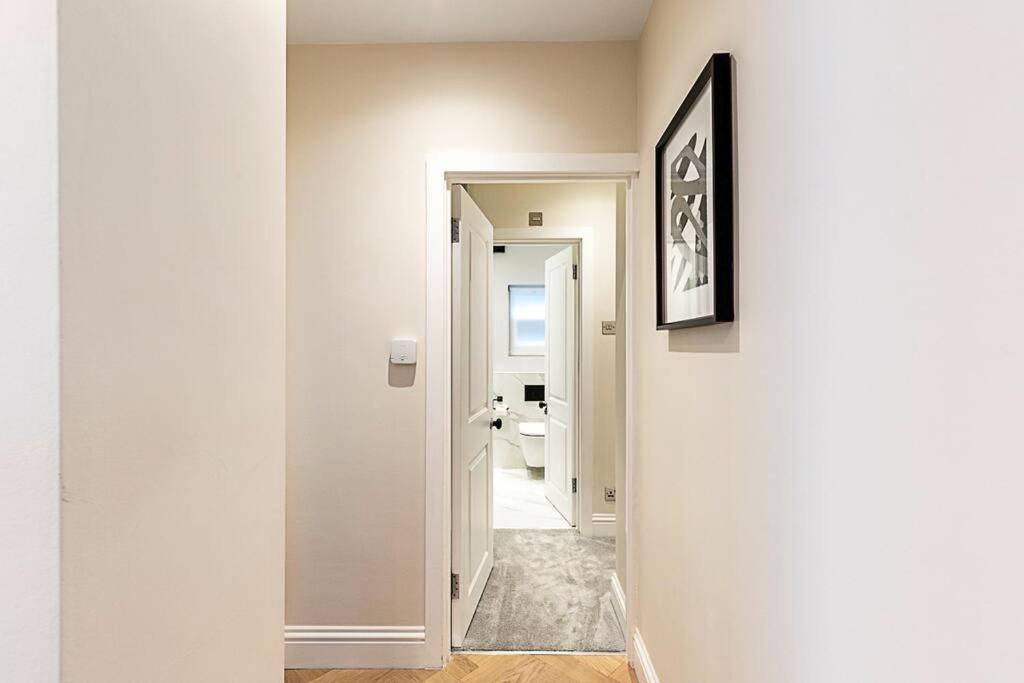 Appartamento Urban Chic 2-bedroom Mews Escape *