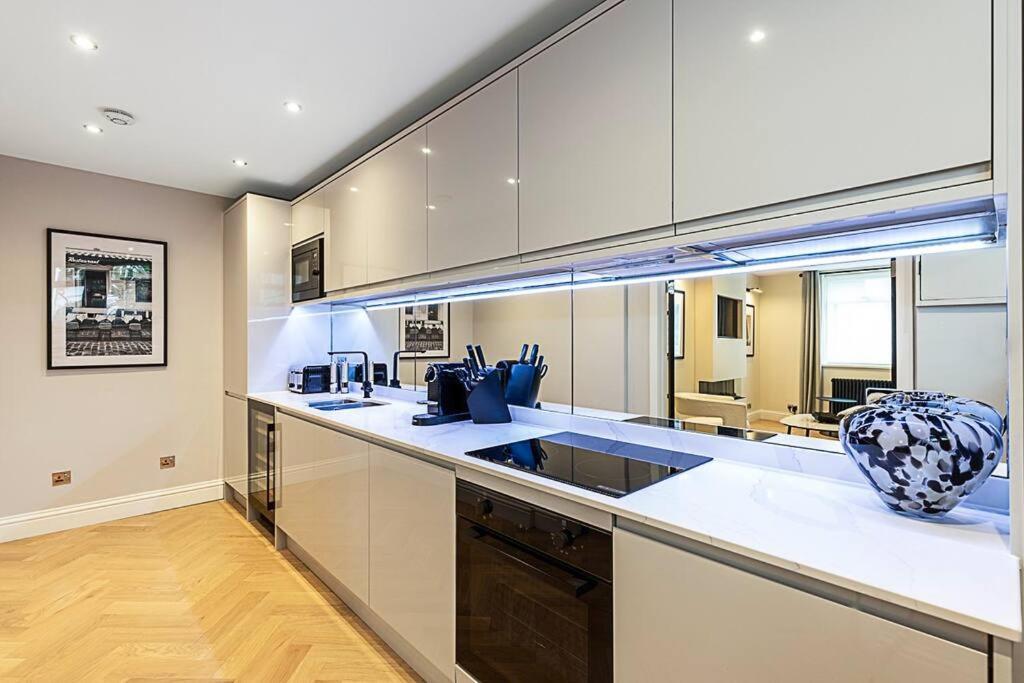 Appartamento Urban Chic 2-bedroom Mews Escape *